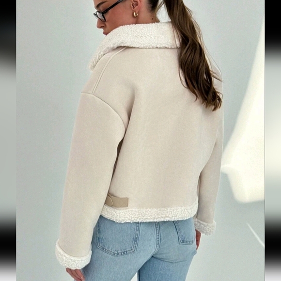 Barn Jackets,Women Jackets - Picture 4 of 4